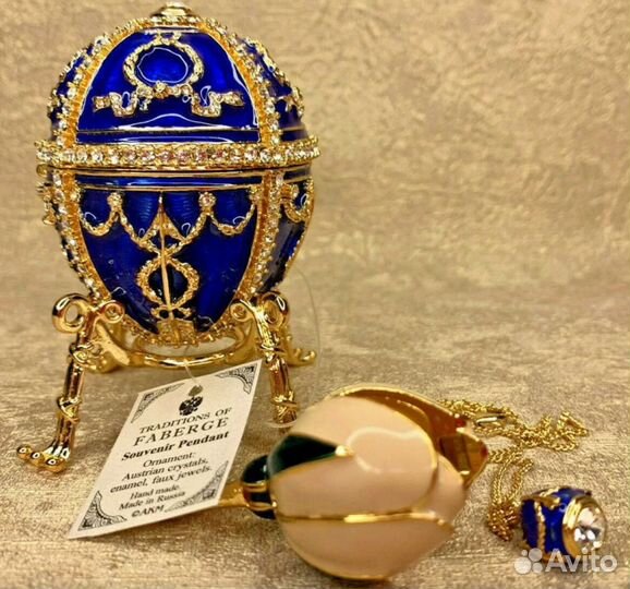 Яйцо пасхальное Фаберже с бутоном и подвеской