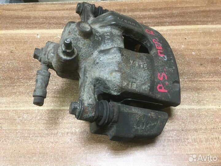 Суппорт тормозной передний правый VW Polo RUS