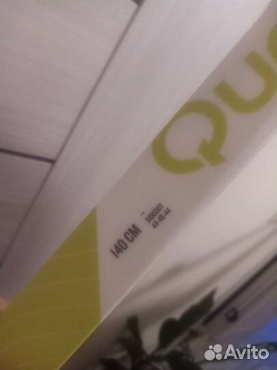 Лыжи с ботинками и палками