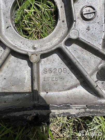 Боковая крышка гбц Mazda 3 bk 2.0