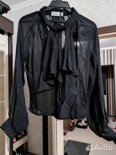 Шелковые блузки и юбки