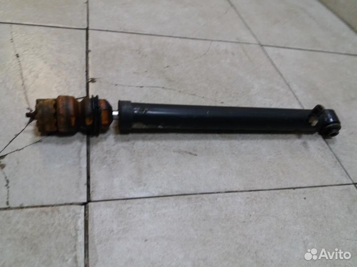 Амортизатор задний Peugeot 3008 2010-2017 C1A