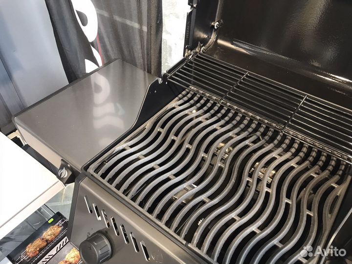 Газовый гриль Napoleon Frееstyle 365