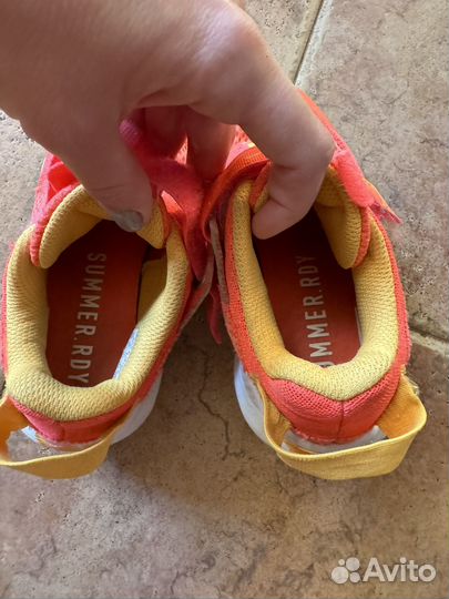 Кроссовки adidas