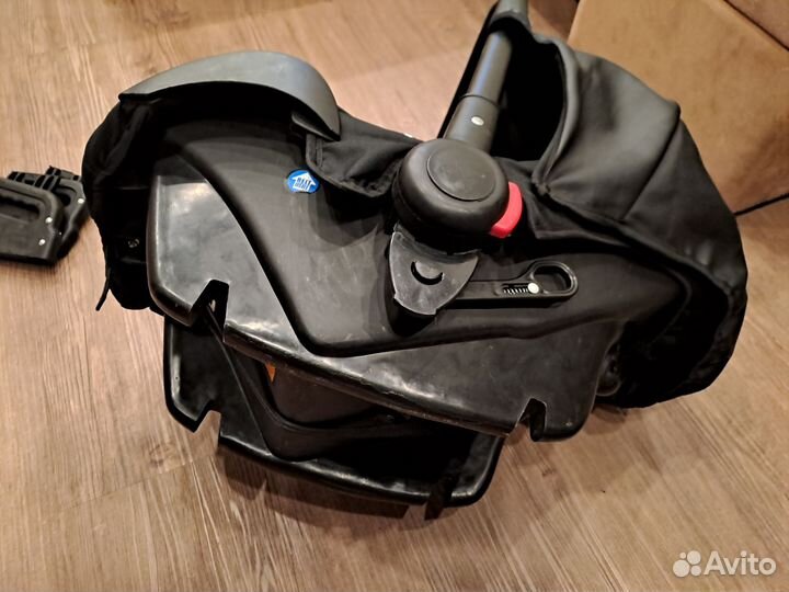 Автолюлька с адаптером на коляску