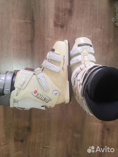 Горнолыжные ботинки
