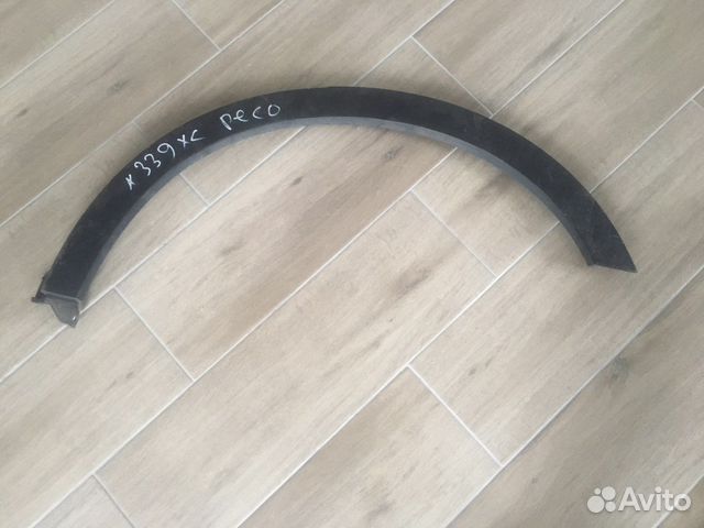 Накладка прыла задняя левая Suzuki Sx4