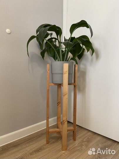 Подставка для цветов напольная