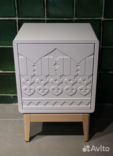 Тумба прикроватная