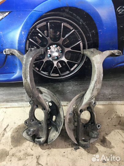 Передние поворотные кулаки Audi A8 D3