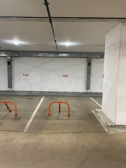 Машиноместо, 12 м²