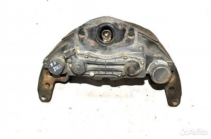 Суппорт переднего моста, правый scania P-series (0