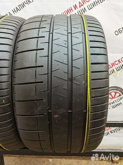 Pirelli P Zero Corsa 305/30 R20 103Y