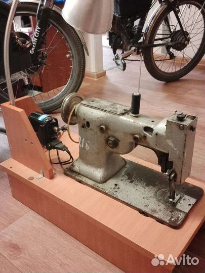Швейная машина Минерва