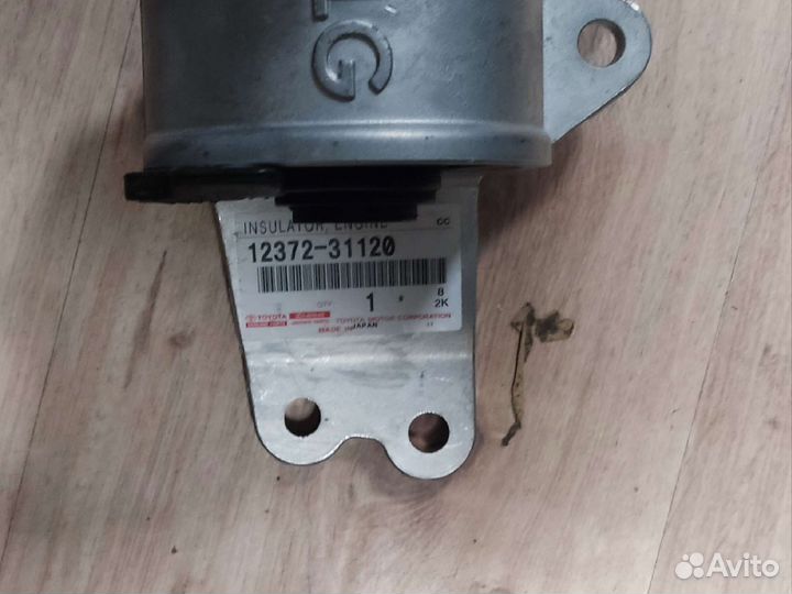 Подушка двигателя Camry V70