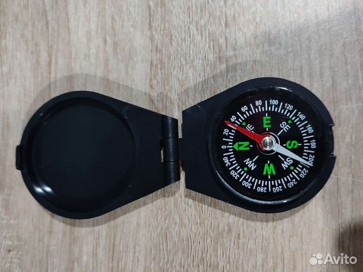 Компас туристический. Новый