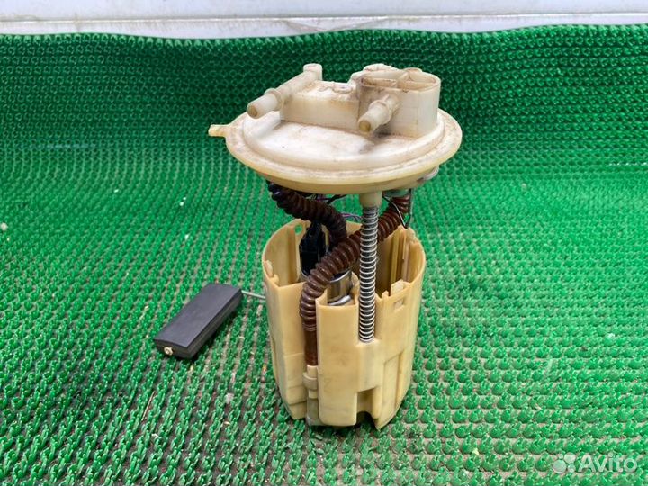 Насос топливный Лада Приора 2008