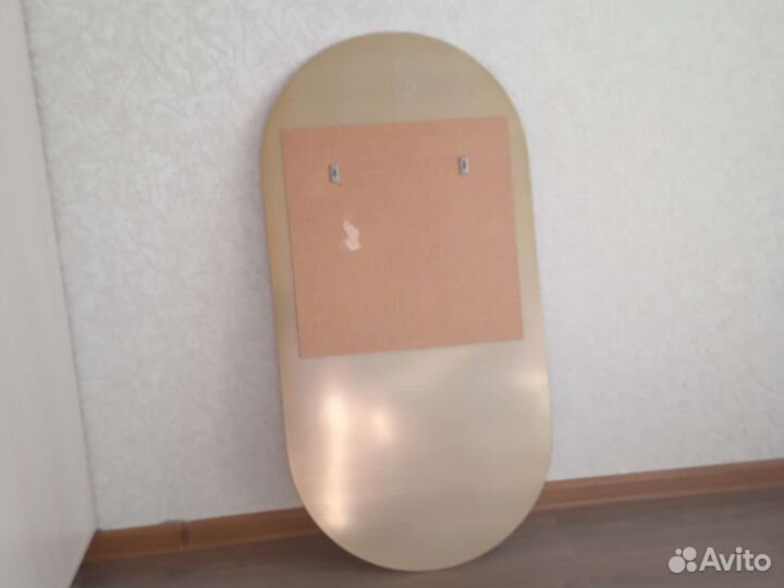 Зеркало настенное