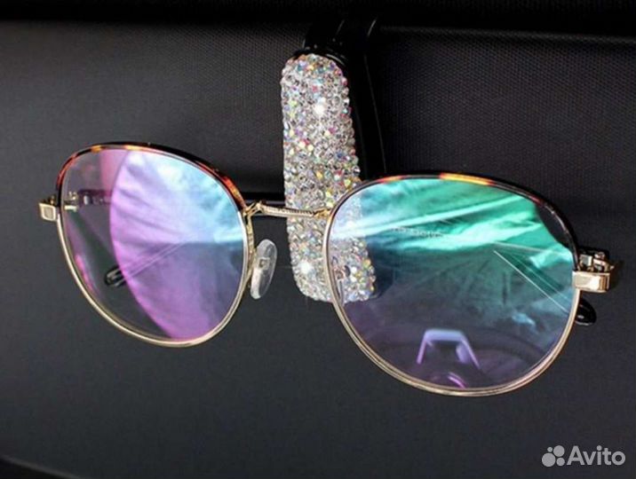 Держатель для очков в машину.Новый