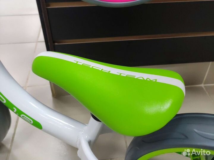 Беговел TT Milano 1.0 салатовый