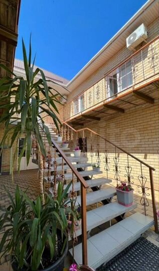 Комната 53 м², 2/2 эт.