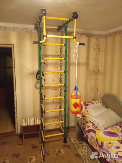 Шведская стенка- турник