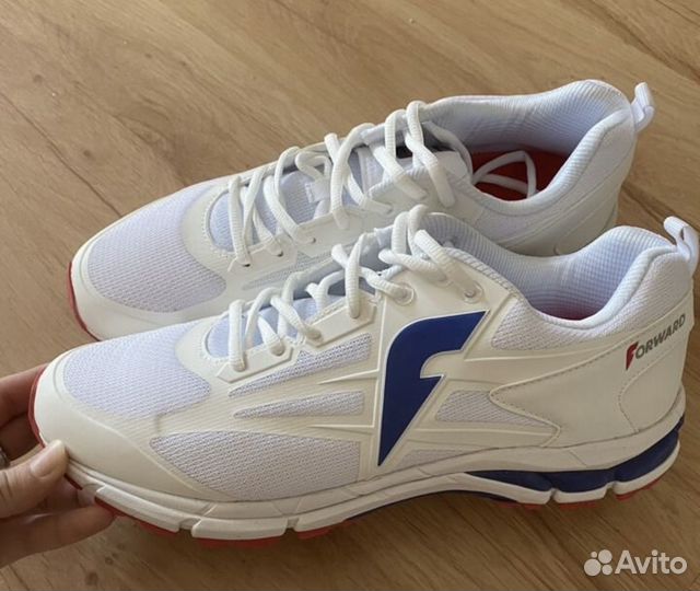 Кроссовки forward