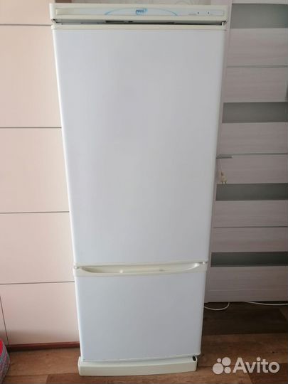 Холодильник бу pozis
