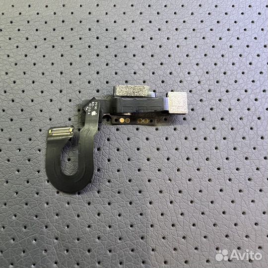 Фронтальная камера iPhone SE 2020