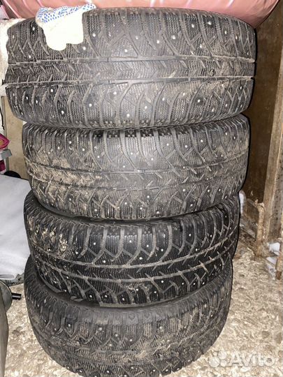 Bridgestone Ice Cruiser 7000S 225/60 R17