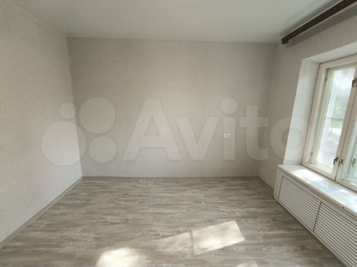 3-к. квартира, 64 м², 1/5 эт.