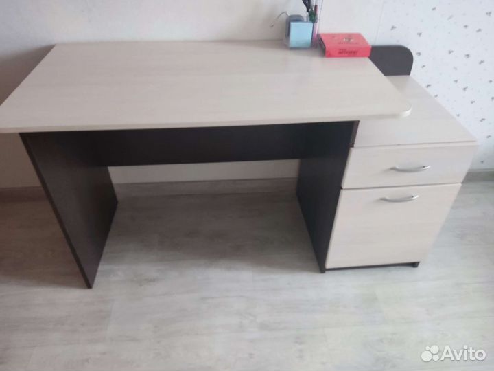 Письменный стол бу