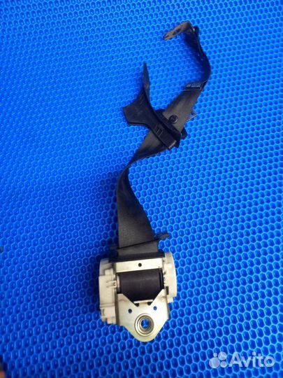 Ремень безопасности задний правый Volkswagen