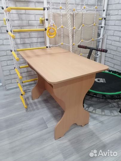Кухонный стол бу