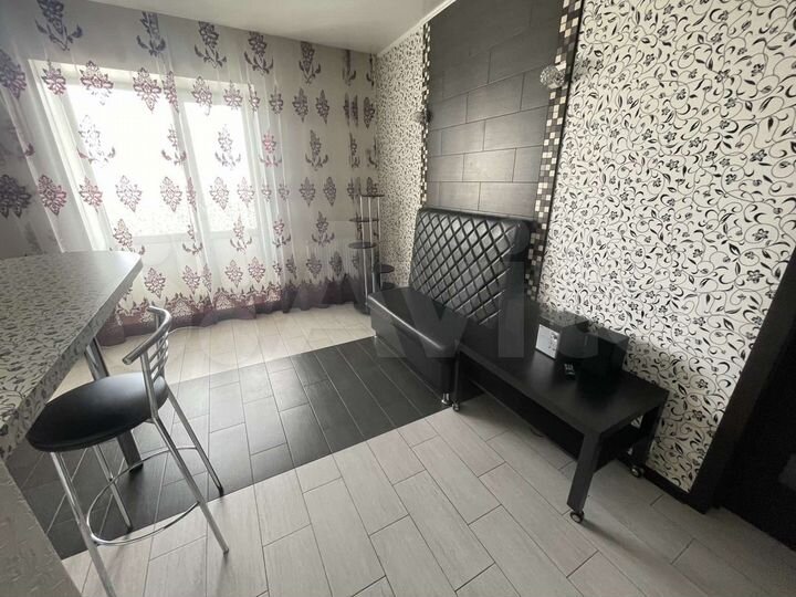 1-к. квартира, 43 м², 10/10 эт.