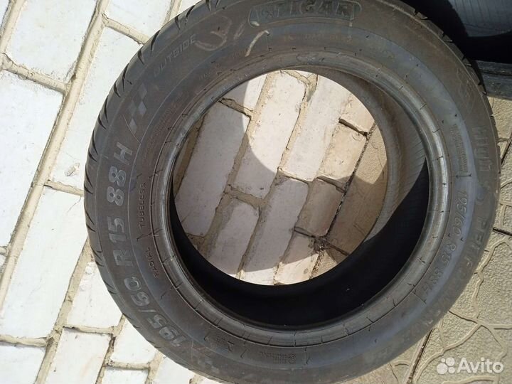 Tigar High Performance 195/60 R15 88