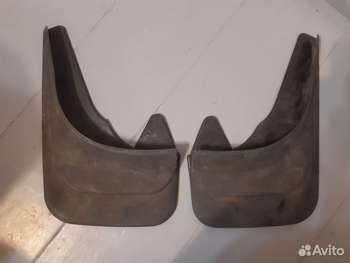 Брызговики универсальные пара