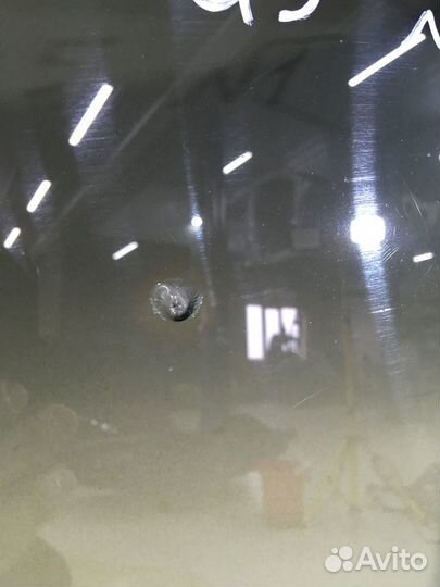 Лобовое стекло Audi Q5 2008г