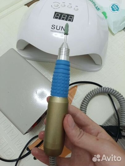Аппарат для маникюра и лампа