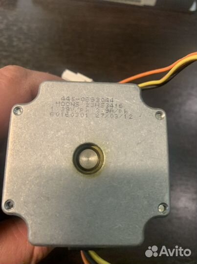 445-0693044 Мотор презентера приводной