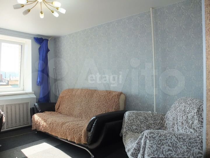 2-к. квартира, 40 м², 1/9 эт.