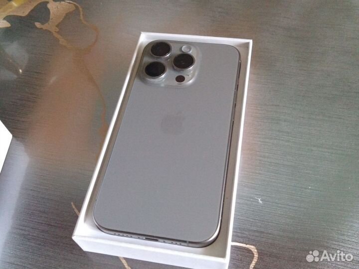 iPhone 15 Pro, 128 ГБ