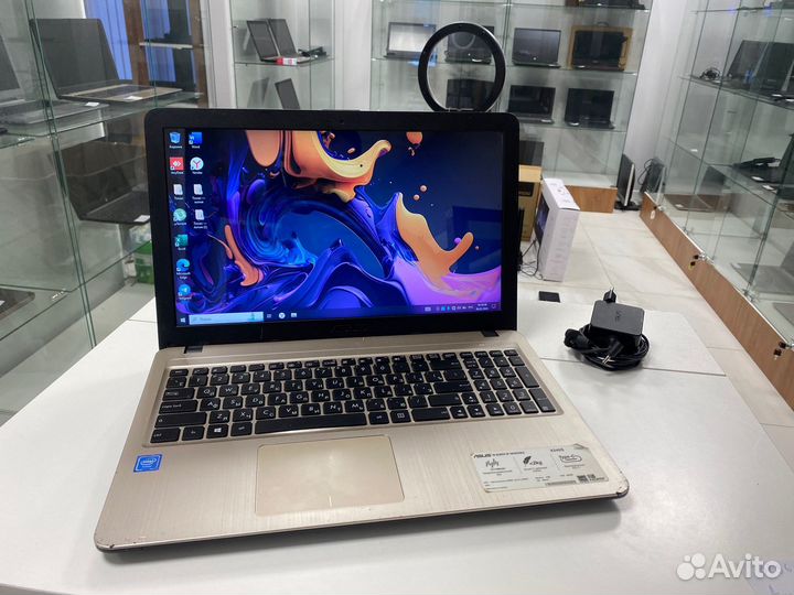 Ноутбук Hp (Ryzen 3/ 8gb/ SSD 256gb)