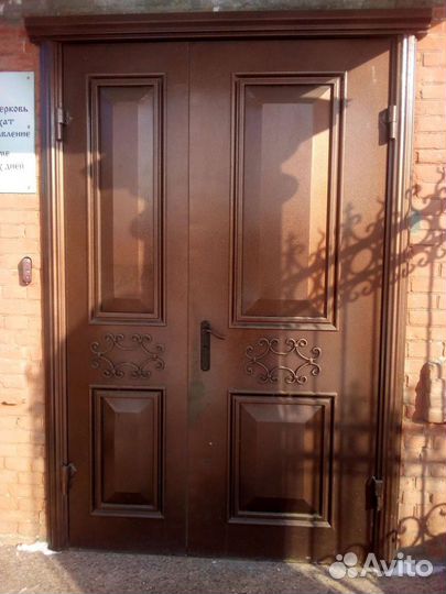 Дверь входная металлическая. Изготовление