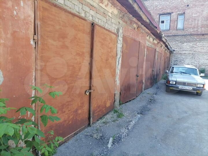 Гараж