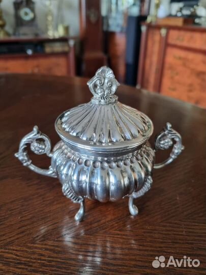Английская посеребренная сахарница