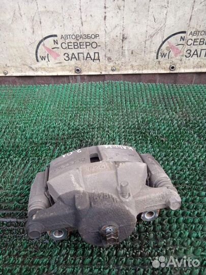 Суппорт передний правый Nissan Qashqai J11 MR20DD