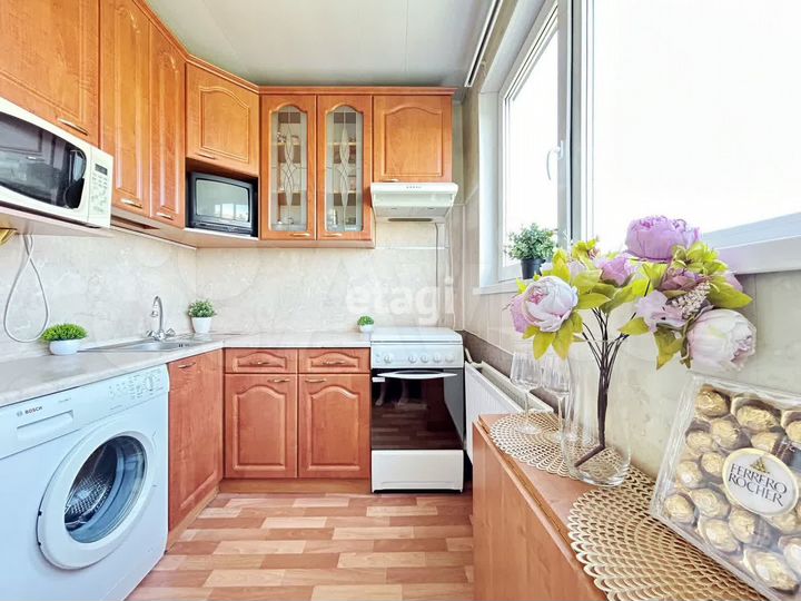 3-к. квартира, 60 м², 9/9 эт.