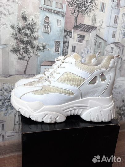 Кроссовки 37,5