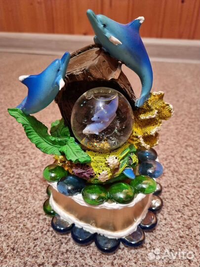 Статуэтка, дельфины